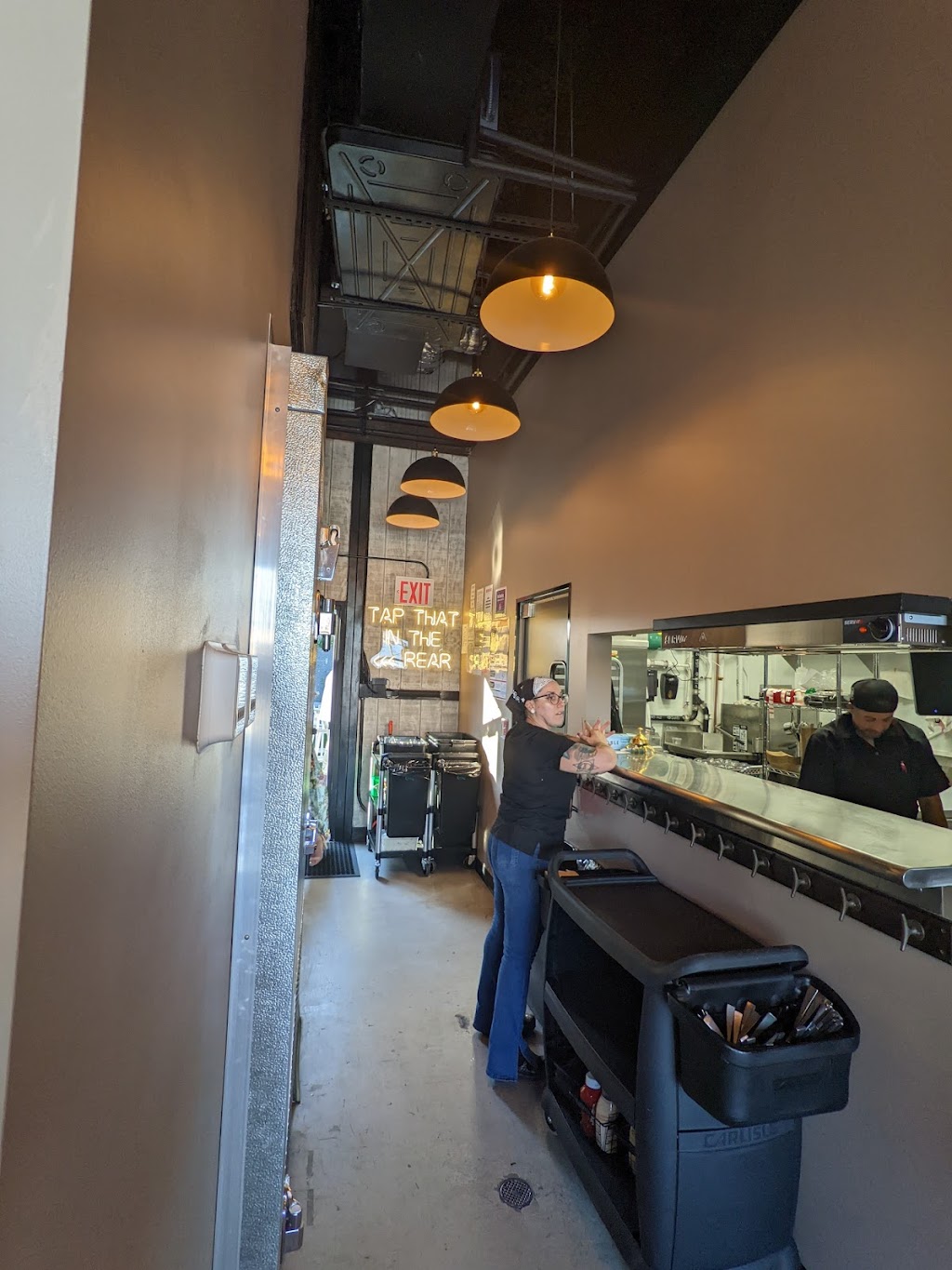 Tap That | restaurant | 111-04 Rockaway Beach Blvd, Queens, NY 11694, United States | 9292542222 OR +1 929-254-2222