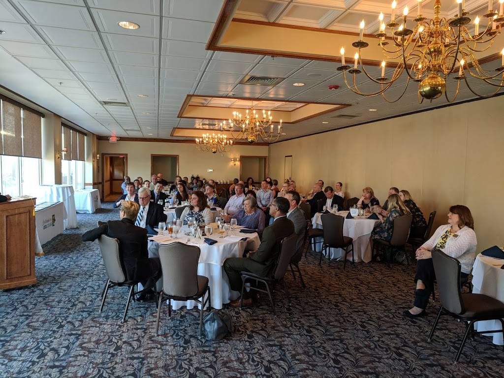 Schaefers Canal House | restaurant | 208 Bank St, Chesapeake City, MD 21915, USA | 4108857200 OR +1 410-885-7200