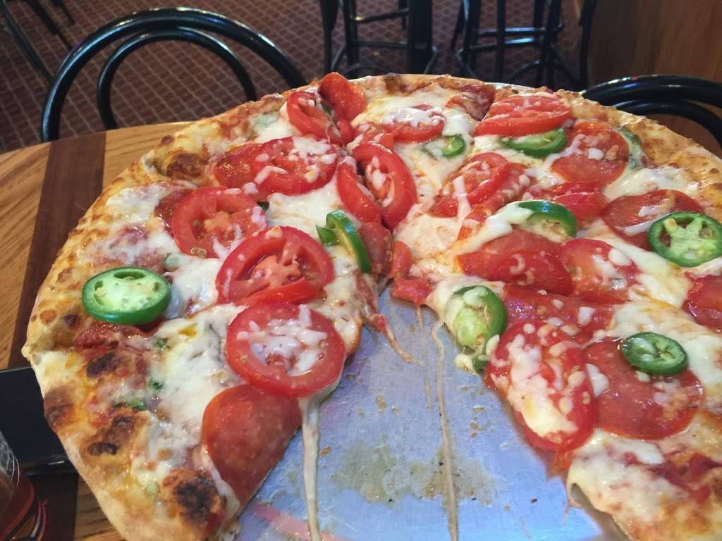 Pazzos Pizzeria | restaurant | 50 Chambers Ave, Eagle, CO 81631, USA | 9703379900 OR +1 970-337-9900