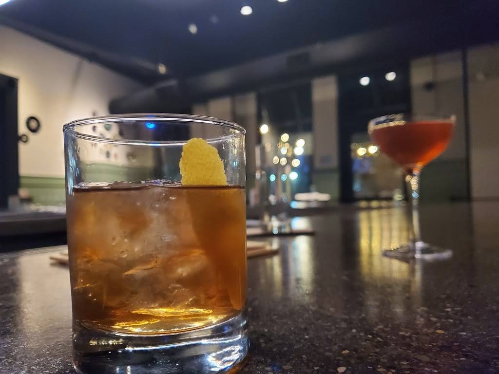 Natalies Music Hall & Kitchen | restaurant | 945 King Ave, Columbus, OH 43212, USA | 6144362625 OR +1 614-436-2625