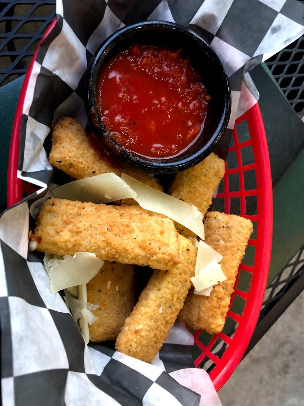 Zekes Greenside Tavern | restaurant | 470 Brickyard Rd, Etowah, NC 28729, USA | 8288917022 OR +1 828-891-7022