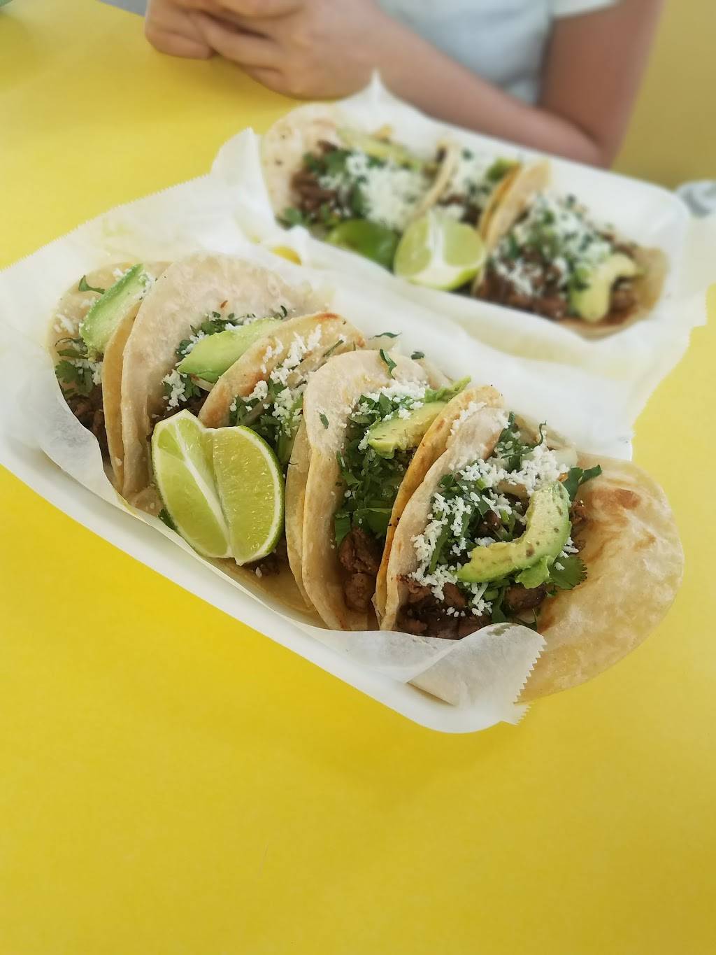 Taco Los Gemelos | restaurant | 9035 Cypress Creek Pkwy, Houston, TX 77070, USA | 2819707097 OR +1 281-970-7097