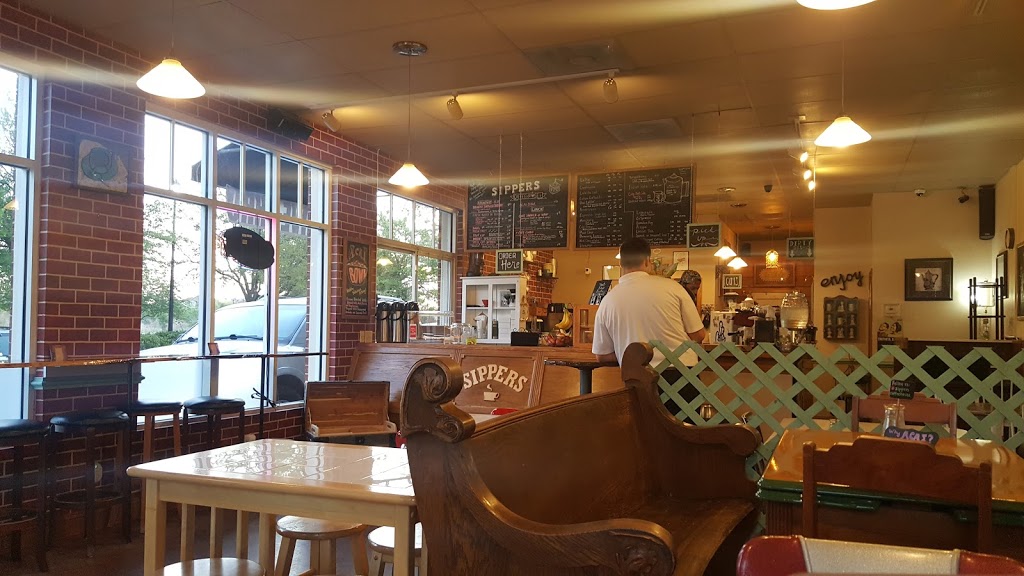 Sippers Coffeehouse | cafe | 7643 Gate Pkwy N, Jacksonville, FL 32256, USA | 9049280048 OR +1 904-928-0048