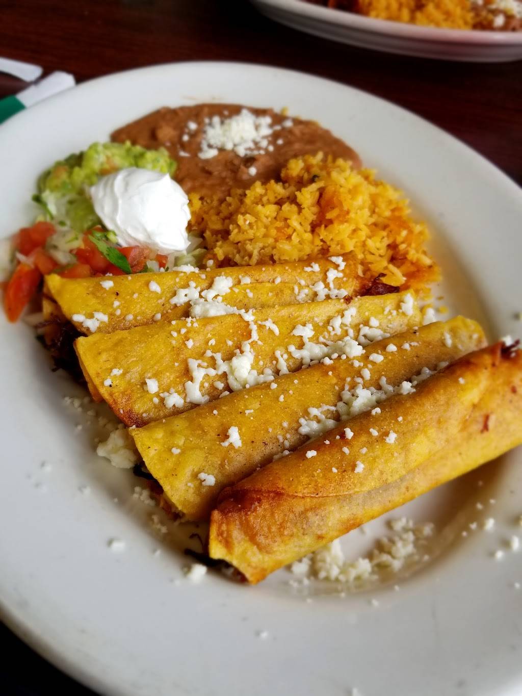 Los Dos Amigos | restaurant | 4008 S Orange Blossom Trail, Orlando, FL 32839, USA | 4076484889 OR +1 407-648-4889