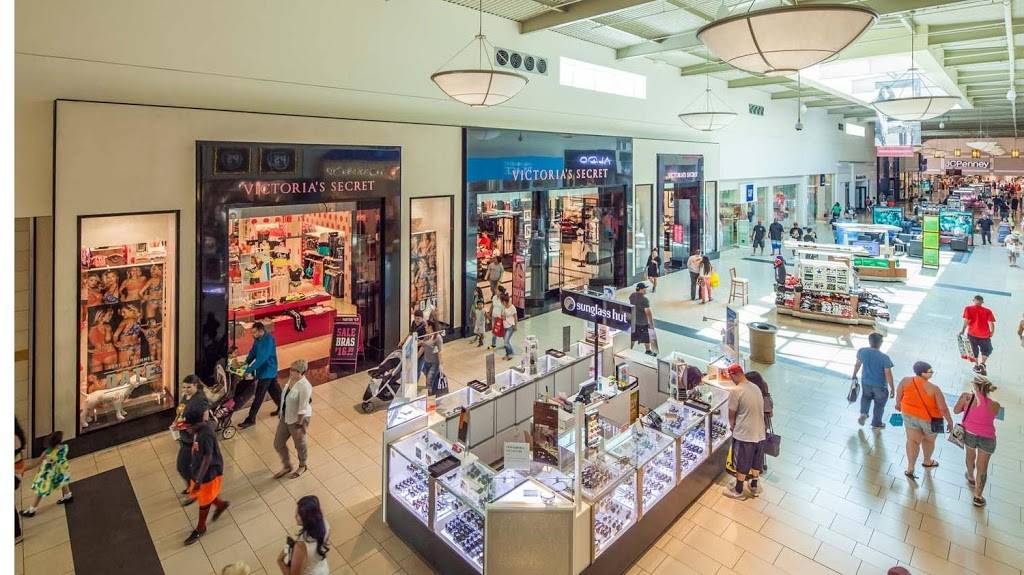 Fashion Fair | shopping mall | 645 E Shaw Ave, Fresno, CA 93710, USA | 5592241591 OR +1 559-224-1591