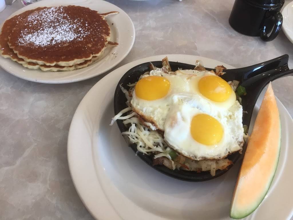 Nikos Breakfast Club | restaurant | 38 S Weber Rd, Romeoville, IL 60446, USA | 8158863344 OR +1 815-886-3344