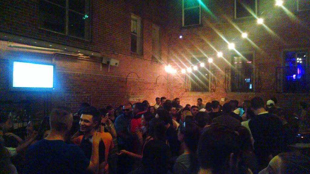 Union Tavern | restaurant | 51 Market St, Poughkeepsie, NY 12601, USA | 8452325675 OR +1 845-232-5675