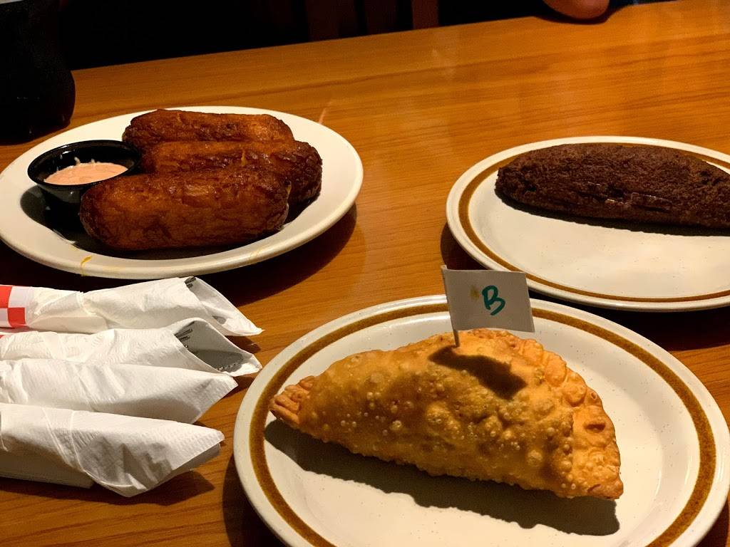 La Empanada Loca | restaurant | 4820 N Dixie Hwy, Oakland Park, FL 33334, USA | 7542006151 OR +1 754-200-6151