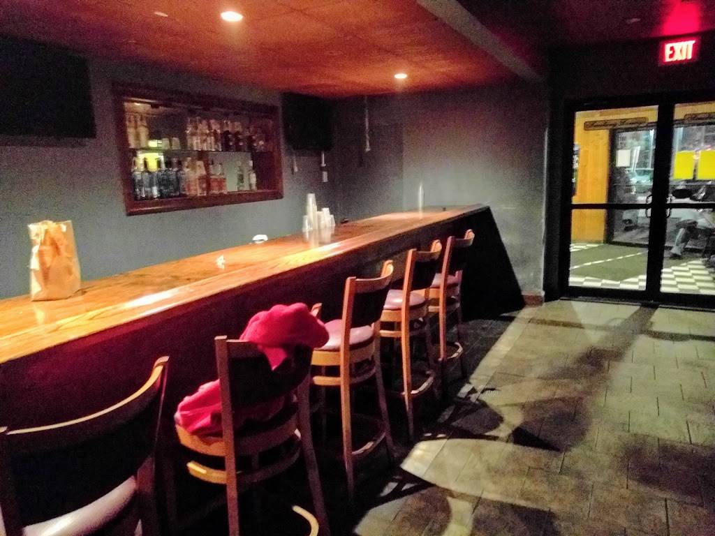 RP McMurphys Bar & Grill | night club | 2623 MacDade Boulevard, Holmes, PA 19043, USA | 6105832254 OR +1 610-583-2254