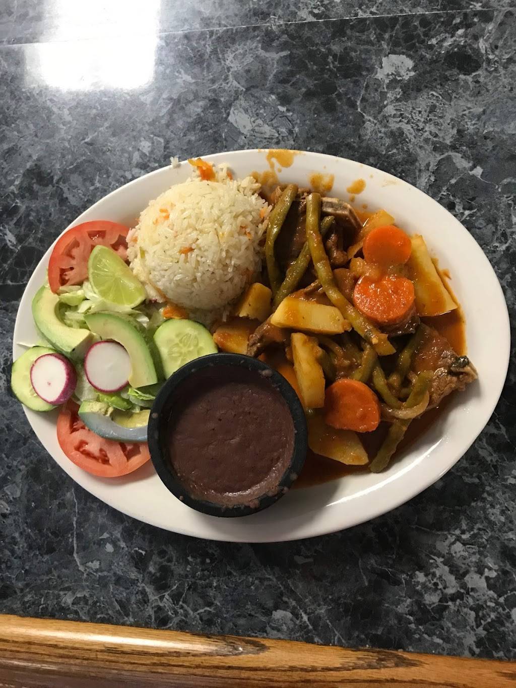 Usuluteco Restaurante Salvadoreño | restaurant | 1511 S Union St, Des Moines, IA 50315, USA | 5152880969 OR +1 515-288-0969