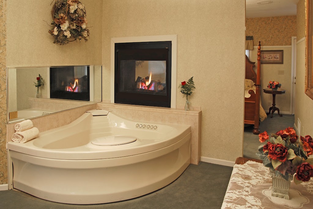 Afton House Inn, Historic | restaurant | 3291 St Croix Trail S, Afton, MN 55001, USA | 6514368883 OR +1 651-436-8883