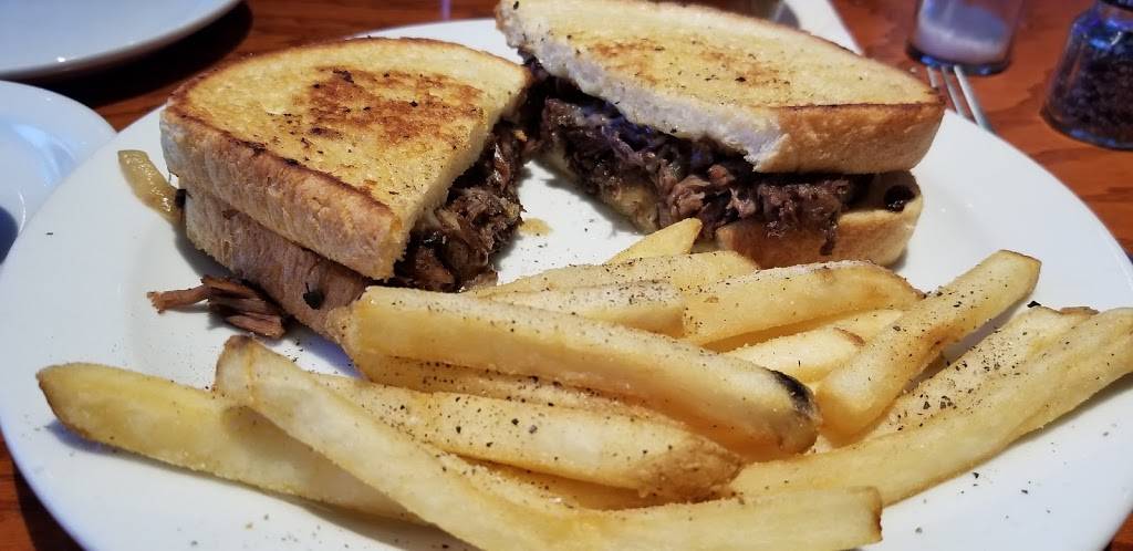 Glory Days Grill | restaurant | 1616 W Nursery Rd, Linthicum Heights, MD 21090, USA | 4439604343 OR +1 443-960-4343