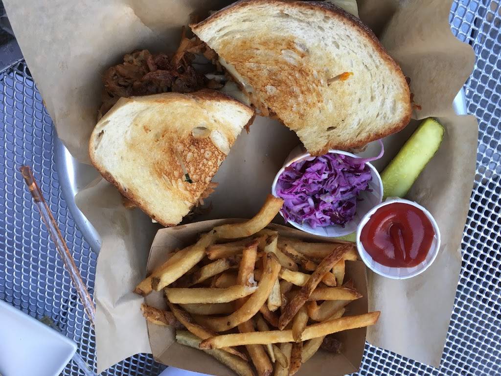 BEERWORKS No. 2 Salem | restaurant | 278 Derby St, Salem, MA 01970, USA | 9787452337 OR +1 978-745-2337