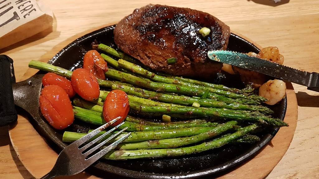 Chilis Grill & Bar | restaurant | 451 Opry Mills Drive #R2, Nashville, TN 37214, USA | 6156734474 OR +1 615-673-4474