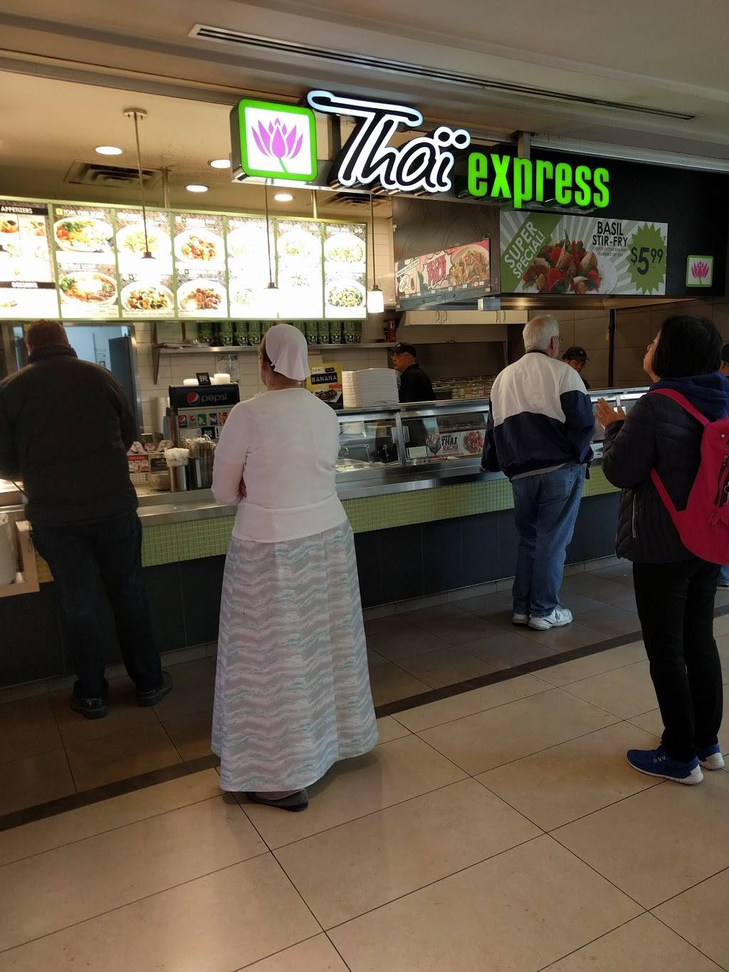 Thai Express | restaurant | 2960 Kingsway Dr CF Fairview Park Mall, Kitchener, ON N2C 1X1, Canada | 5198948828 OR +1 519-894-8828