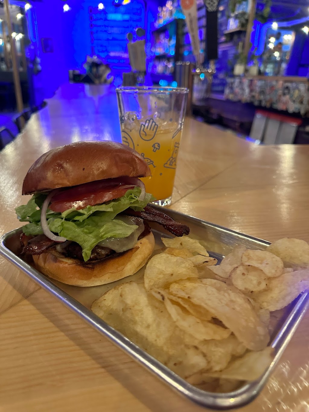 the oasis: cafébar | cafe | 82 Lower Main St, Morristown, VT 05661, USA | 8025217177 OR +1 802-521-7177