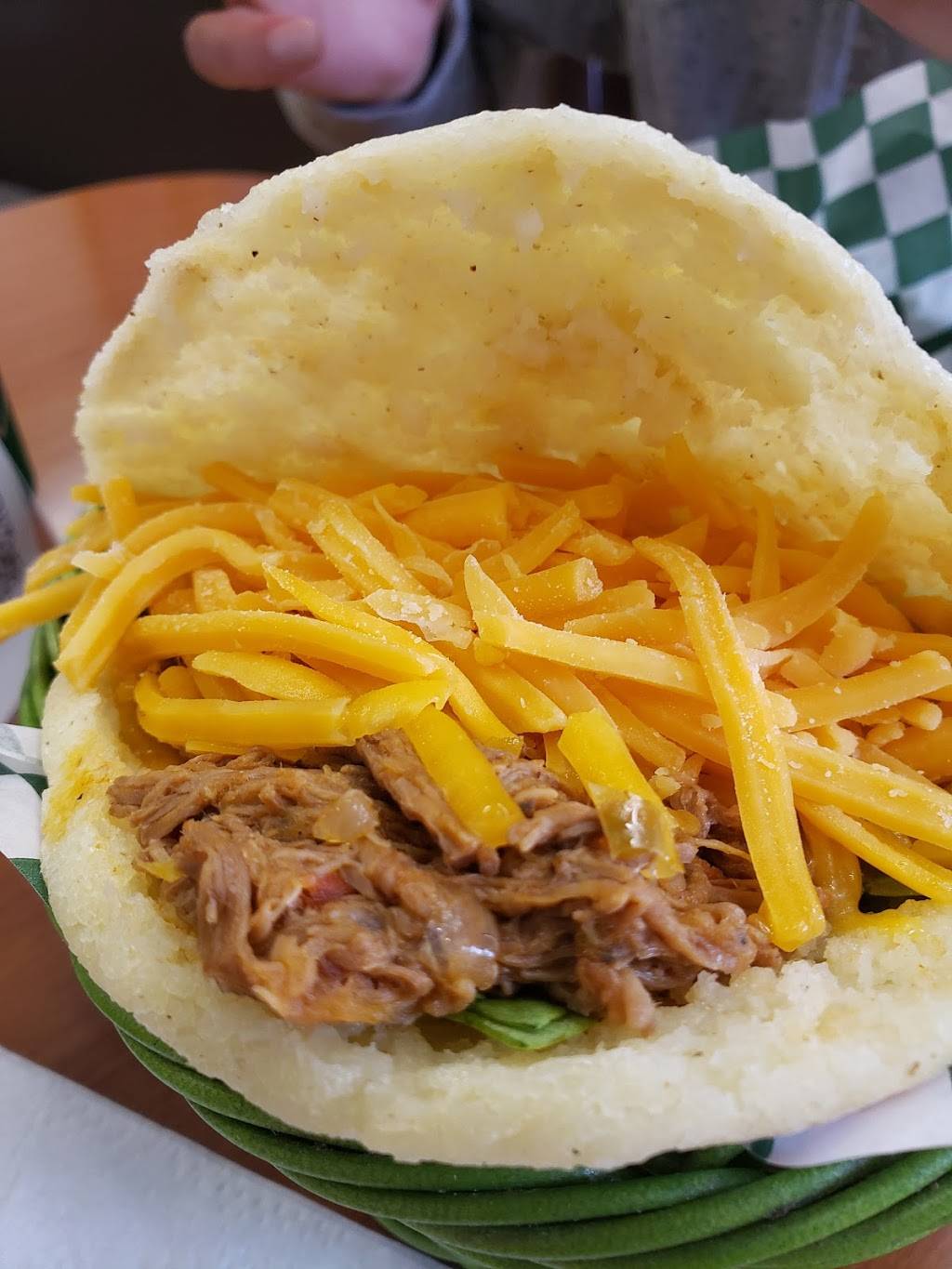 Rika Arepa Express | restaurant | 3650 E Flamingo Rd, Las Vegas, NV 89121, USA | 7027458759 OR +1 702-745-8759