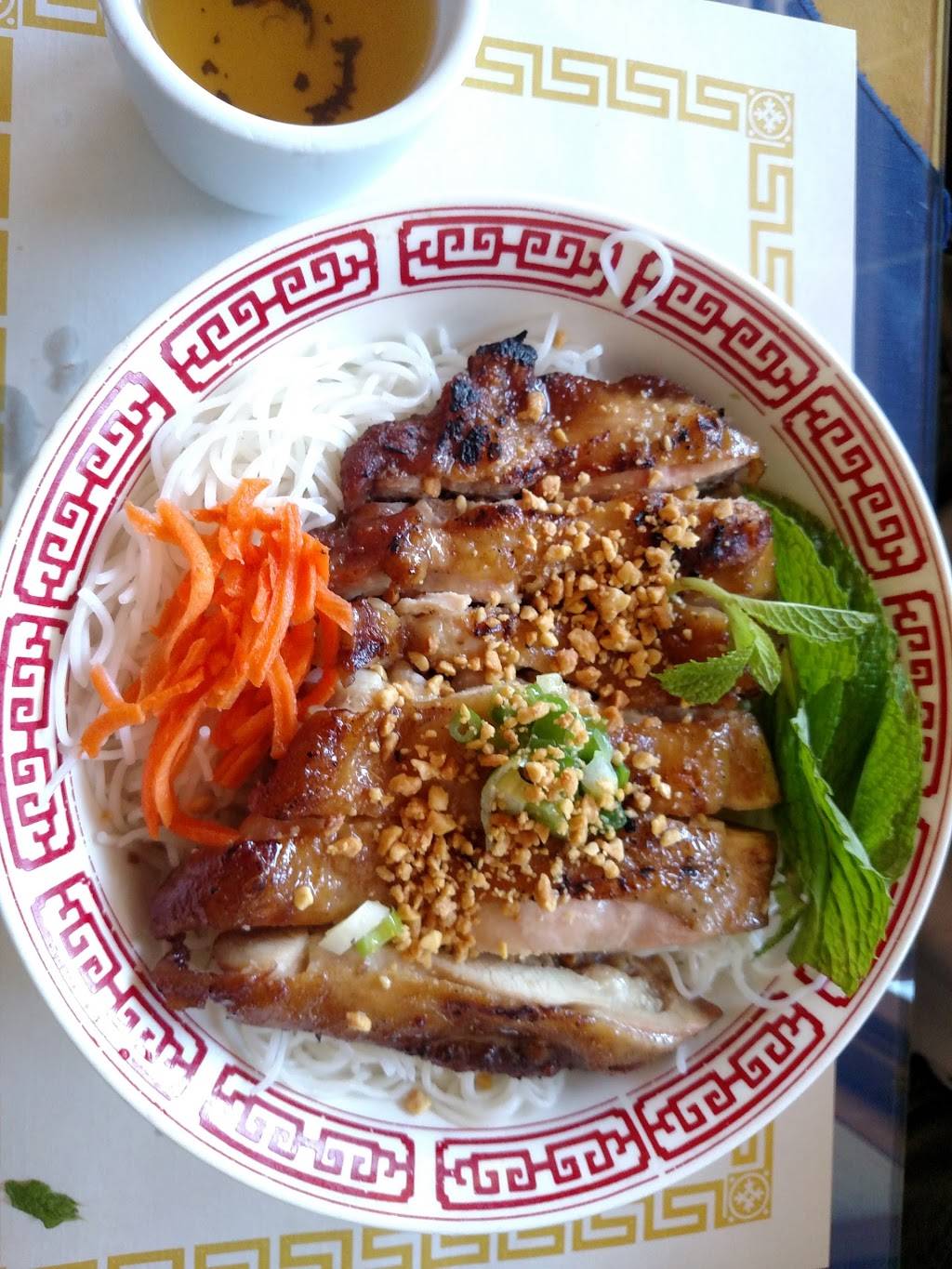 Mais Vietnamese Restaurant | restaurant | 316 Clement St, San Francisco, CA 94118, USA | 4152213046 OR +1 415-221-3046