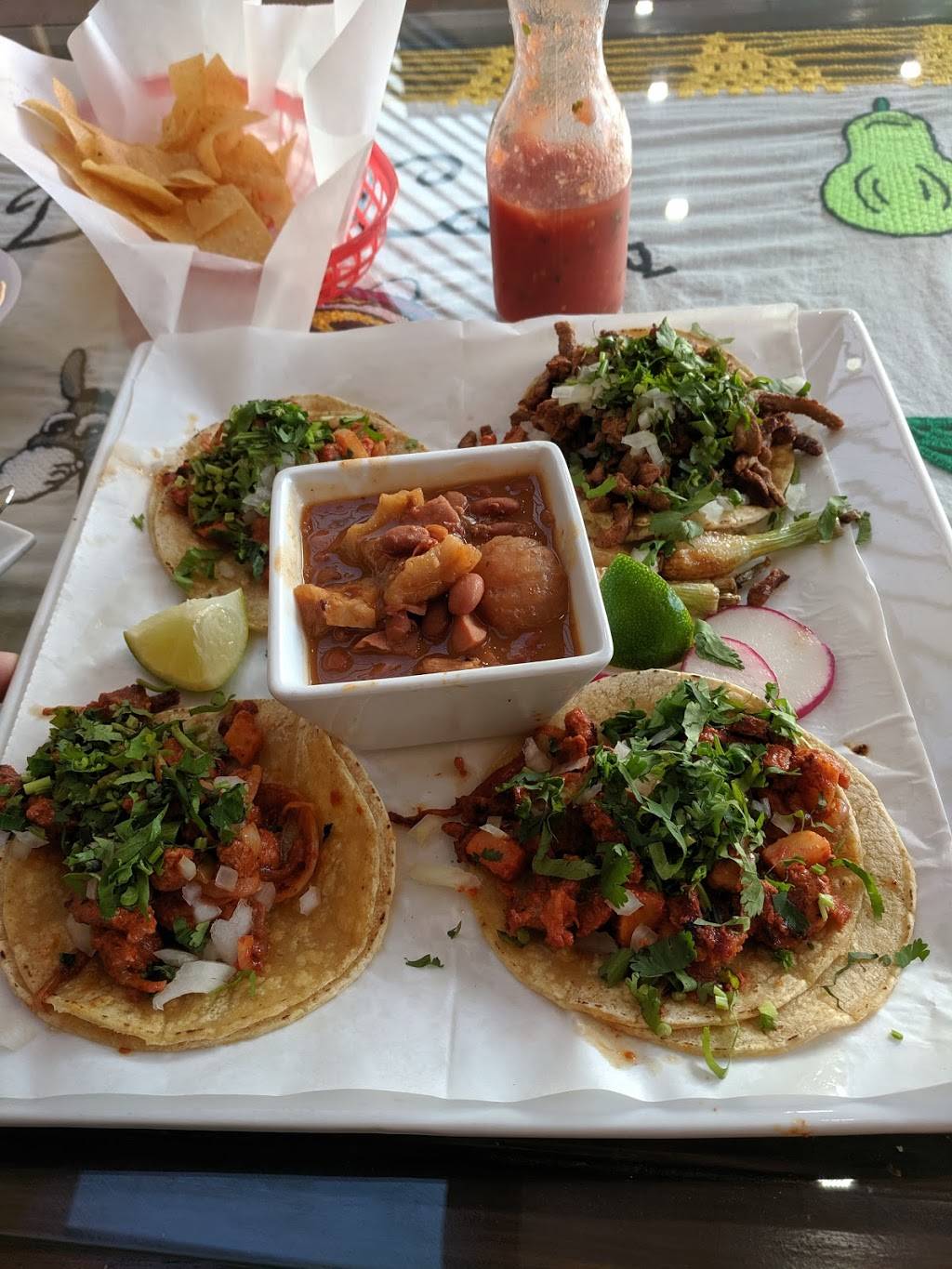 Don Carlos Authentic Mexican Restaurant And Taqueria | restaurant | 3049 William St, Cape Girardeau, MO 63703, USA | 5733328226 OR +1 573-332-8226