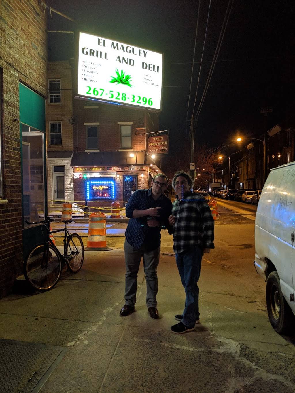 Taqueria El Maguey | restaurant | 1538 S 10th St, Philadelphia, PA 19147, USA | 2675283296 OR +1 267-528-3296