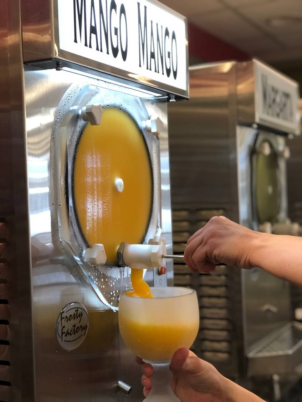 Huey Ps Pizzeria and Daiquiris | meal delivery | 7801 E St Bernard Hwy ste a, Violet, LA 70092, USA | 5043022444 OR +1 504-302-2444