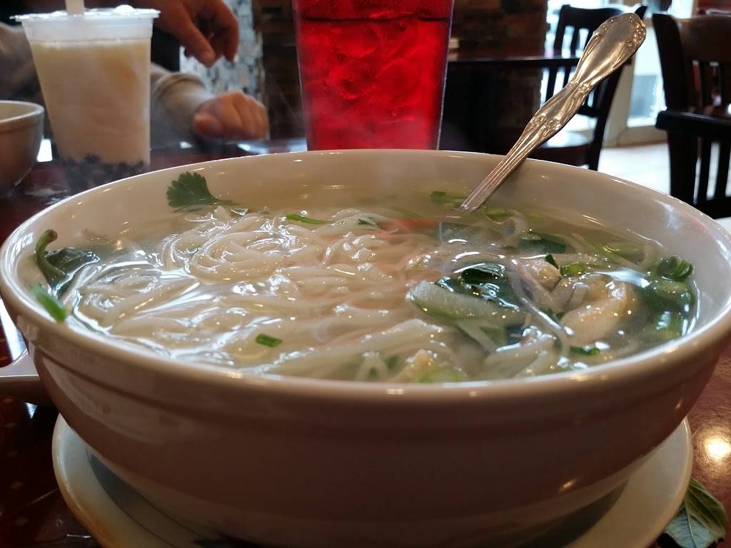 Pho Sapa | restaurant | 9983 Sowder Village Square, Manassas, VA 20109, USA | 7033301222 OR +1 703-330-1222