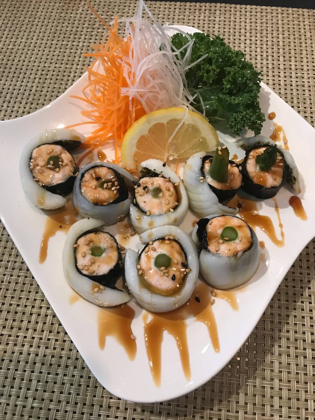 Sushi Thai at The Park | restaurant | 1707 U.S. 9 #100a, Clifton Park, NY 12065, USA | 5183480100 OR +1 518-348-0100