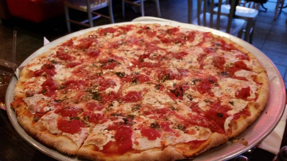 Leos Casa Calamari | restaurant | 8602 3rd Ave, Brooklyn, NY 11209, USA | 7189211900 OR +1 718-921-1900