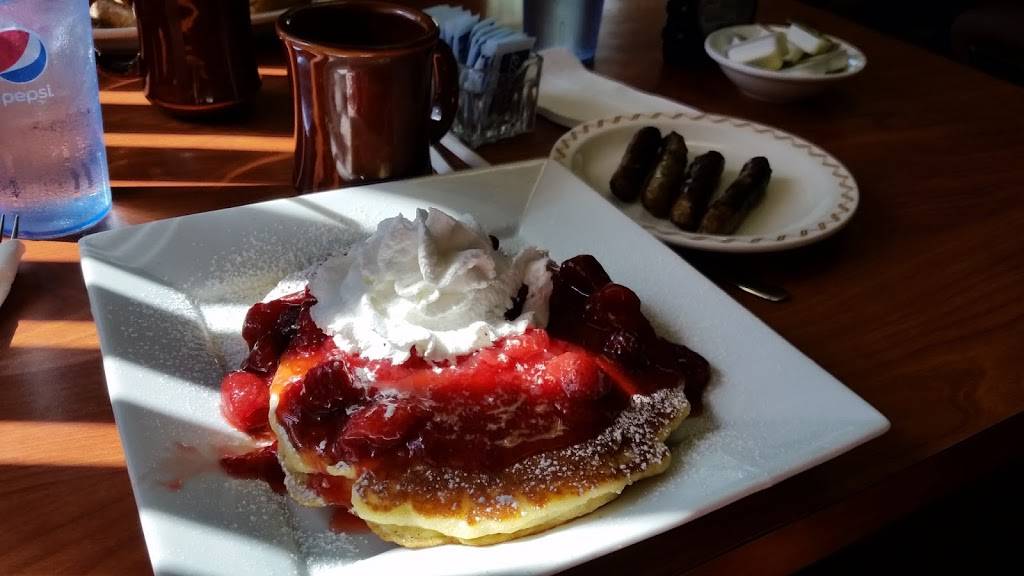 Benvenuto Family Restaurant | restaurant | 39539 Jefferson Ave, Harrison Charter Township, MI 48045, USA | 5864936002 OR +1 586-493-6002