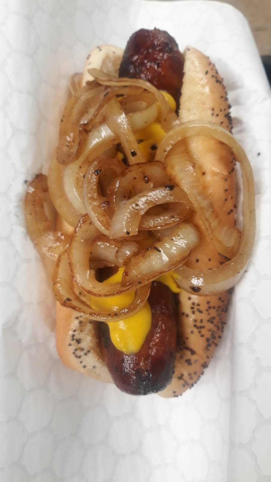 Rufus Red Hots | restaurant | 600 Broadway St, Cape Girardeau, MO 63701, USA | 5738033188 OR +1 573-803-3188