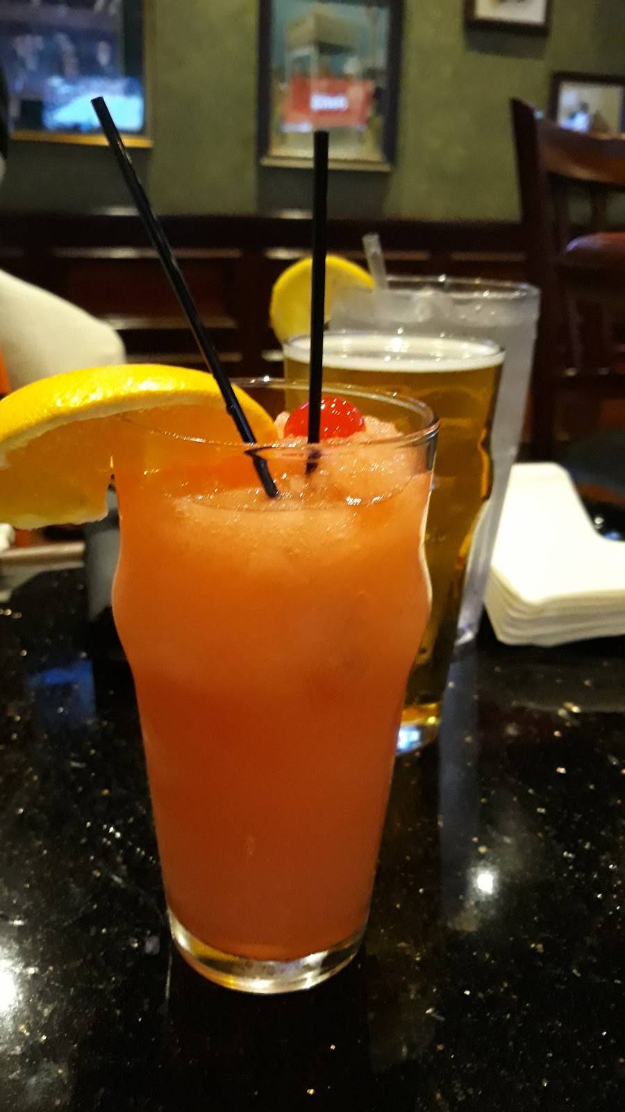 Tilted Kilt | restaurant | 324 E Shaw Ave, Fresno, CA 93710, USA | 5592244041 OR +1 559-224-4041