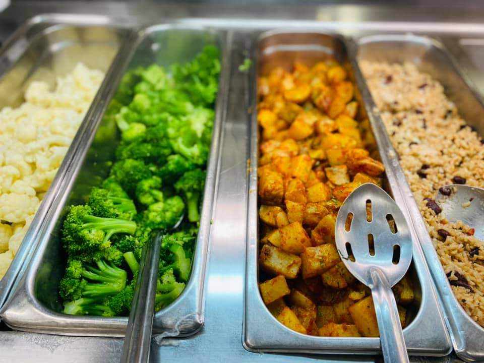 Devils Den Warrior Restaurant | restaurant | 7011 Siebert St, Fort Riley, KS 66442, USA | 7852391697 OR +1 785-239-1697