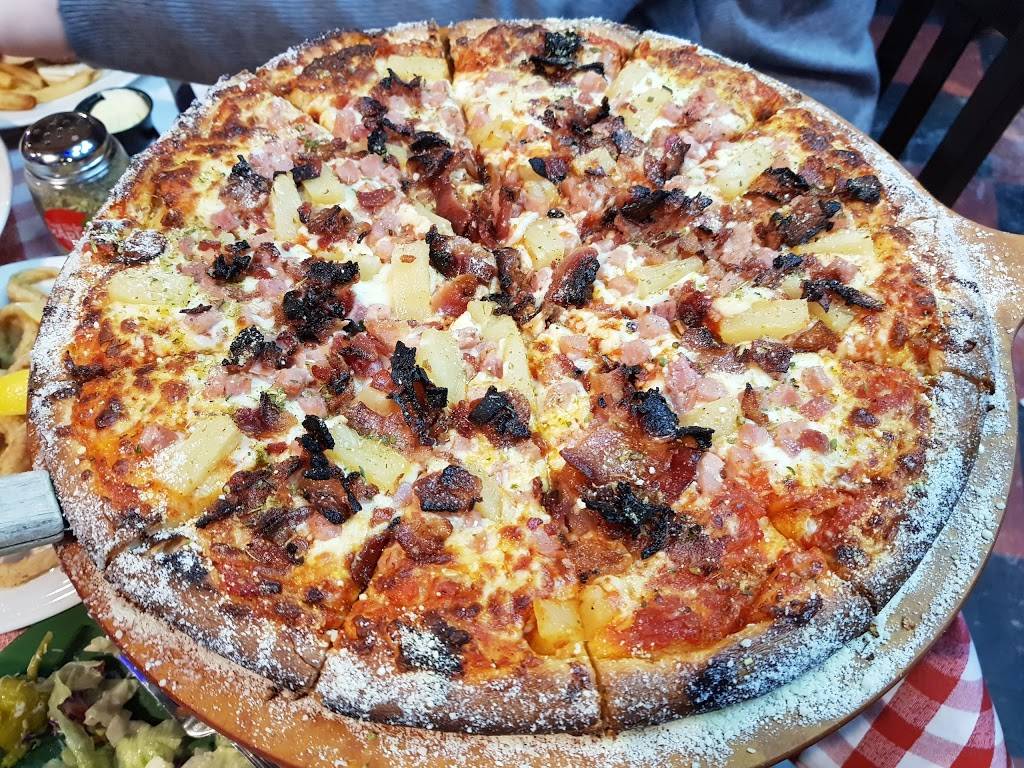 East Side Marios Aurora | restaurant | 15370 Bayview Ave, Aurora, ON L4G 7J1, Canada | 9058414065 OR +1 905-841-4065