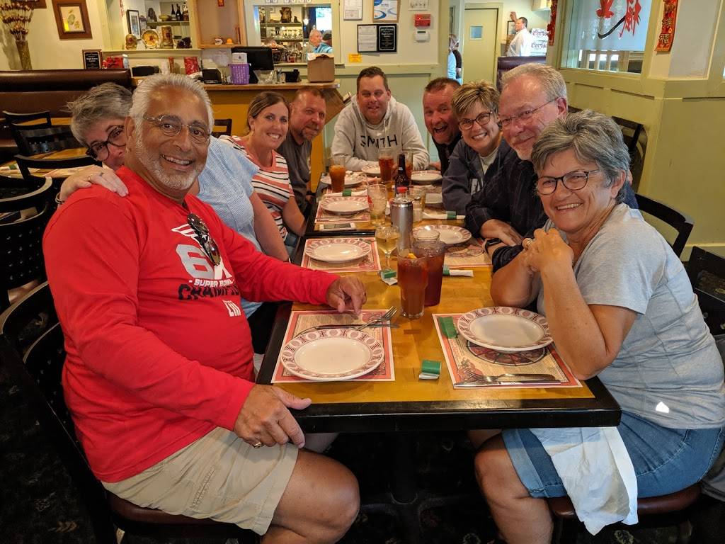 Mapleleaves Garden Restaurant and Lounge | restaurant | 2063 Post Rd, Wells, ME 04090, USA | 2076469868 OR +1 207-646-9868