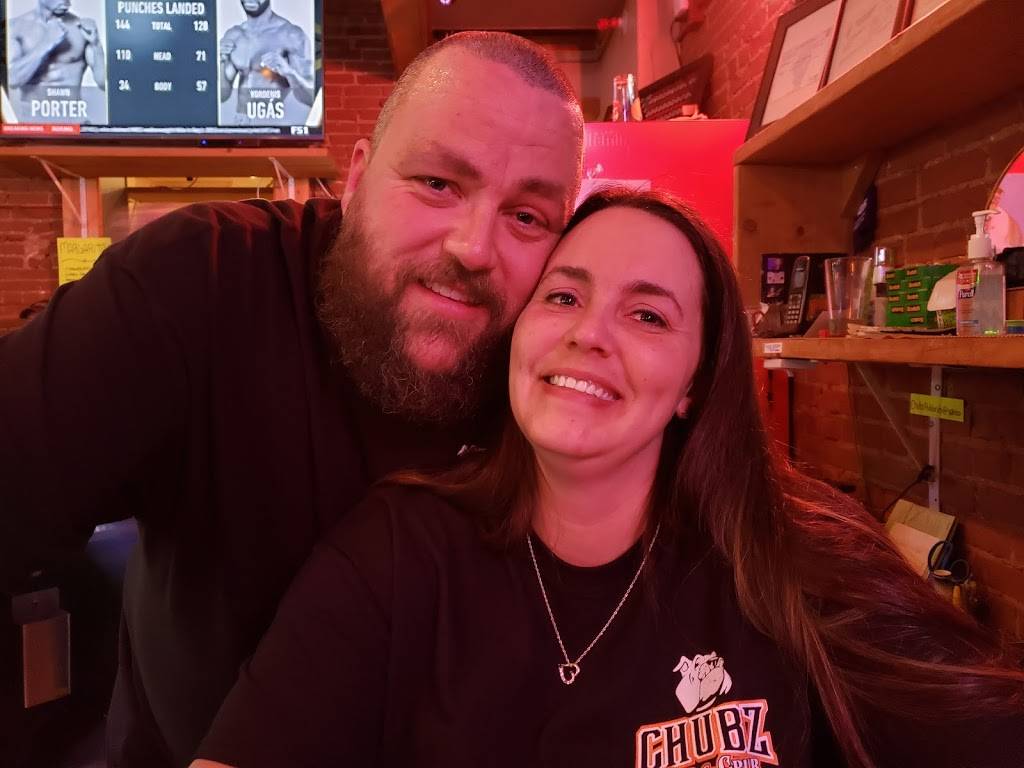 Chubz Pub & Grub | restaurant | 120 E Main St, Warren, IL 61087, USA | 8157453333 OR +1 815-745-3333