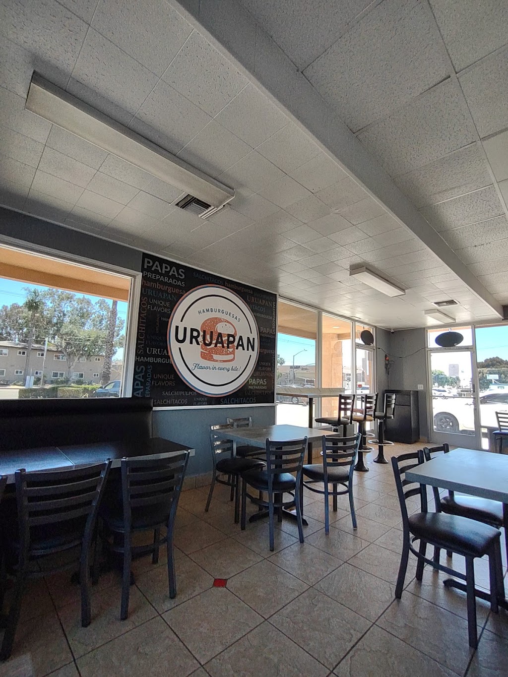 Hamburguesas Uruapan | restaurant | 1527 E La Palma Ave, Anaheim, CA 92805, USA | 7147674315 OR +1 714-767-4315