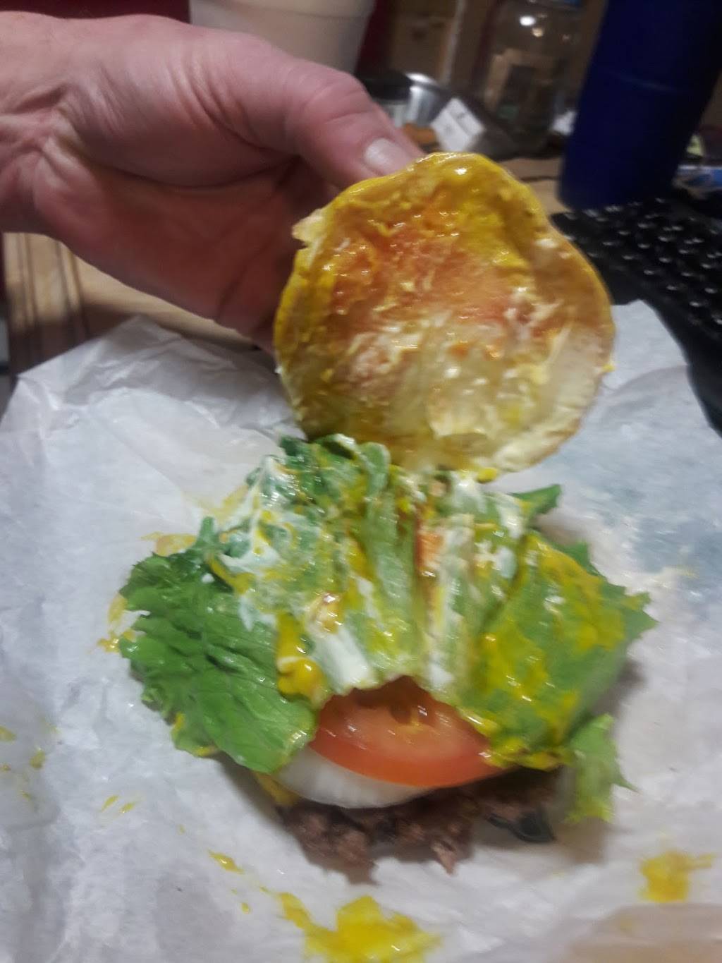 Steak n Shake | restaurant | 2202 W Southport Rd, Indianapolis, IN 46217, USA | 3178840082 OR +1 317-884-0082