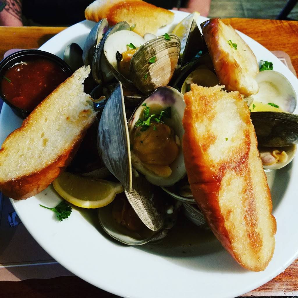 Pig Whistle Inn | restaurant | 108 Stickles Pond Rd, Newton, NJ 07860, USA | 9737864200 OR +1 973-786-4200