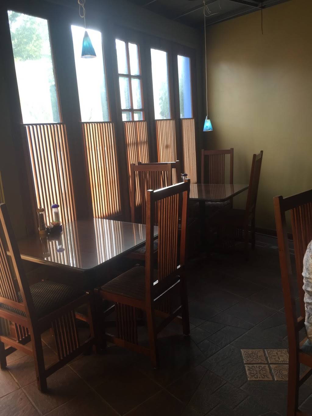 Blue Taro | restaurant | 942 Monroe Ave, Rochester, NY 14620, USA | 5854344497 OR +1 585-434-4497