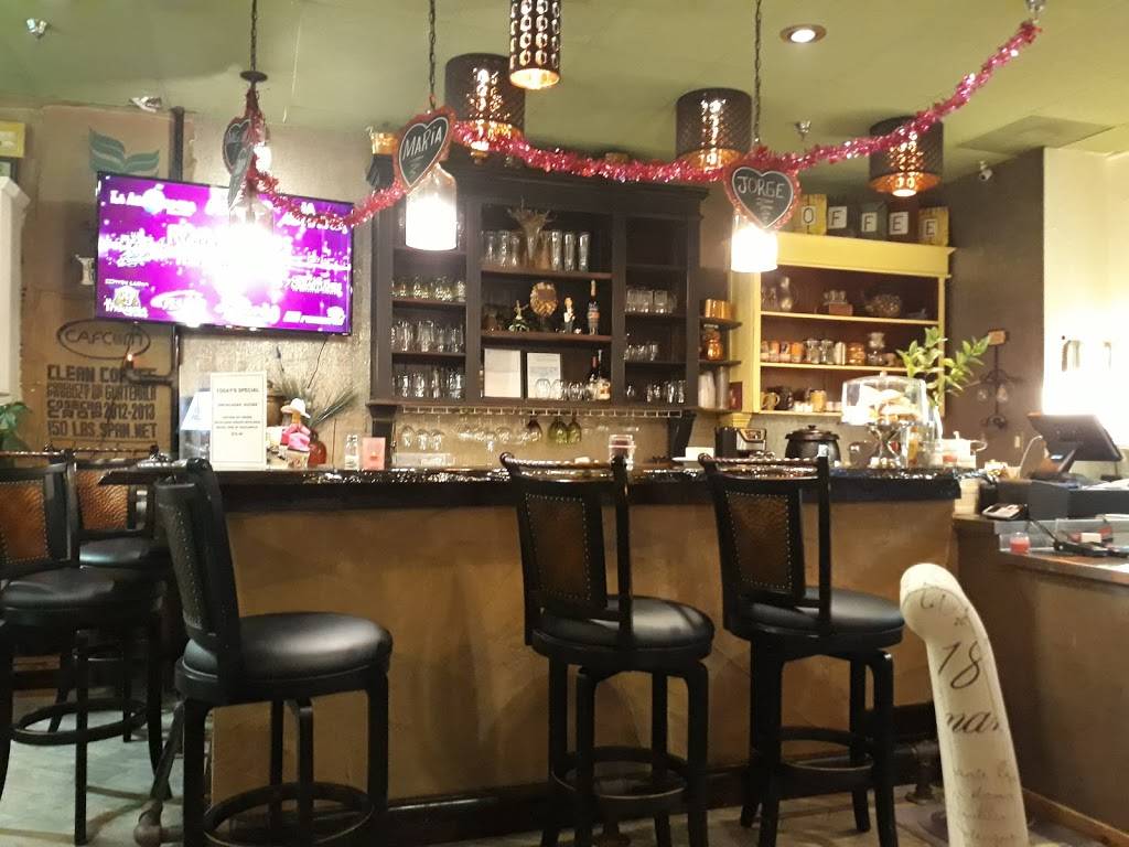 The New Crave Cafe | restaurant | 751 IL-22, Lake Zurich, IL 60047, USA | 8472216311 OR +1 847-221-6311