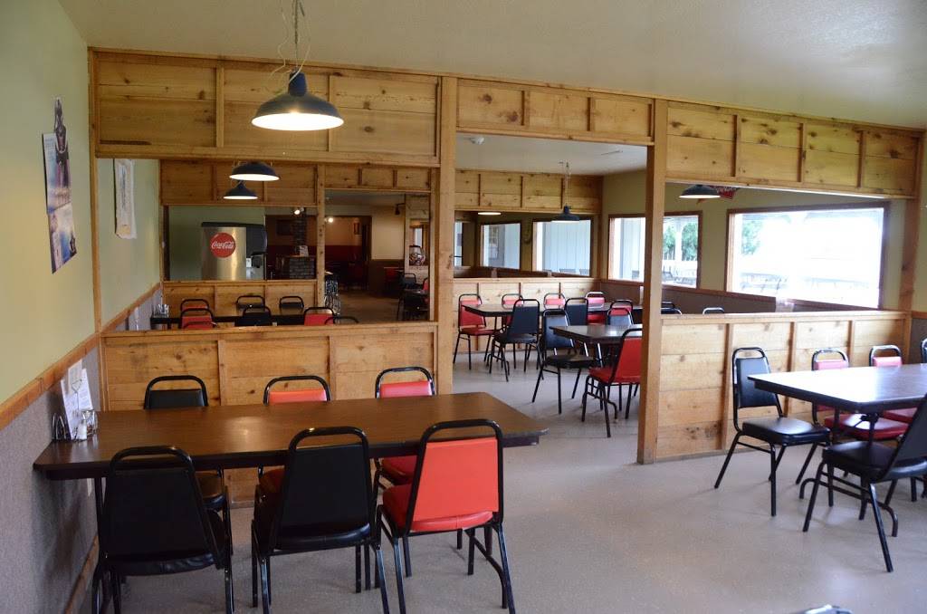 Genos Pizza | restaurant | 561 E White St, Preston, IA 52069, USA | 5636895541 OR +1 563-689-5541