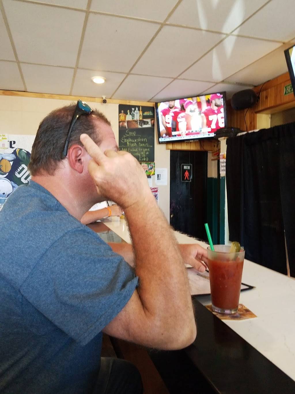 Jeffs Sports Bar & Grill | restaurant | N6010 WI-42, Kewaunee, WI 54216, USA | 9203880705 OR +1 920-388-0705