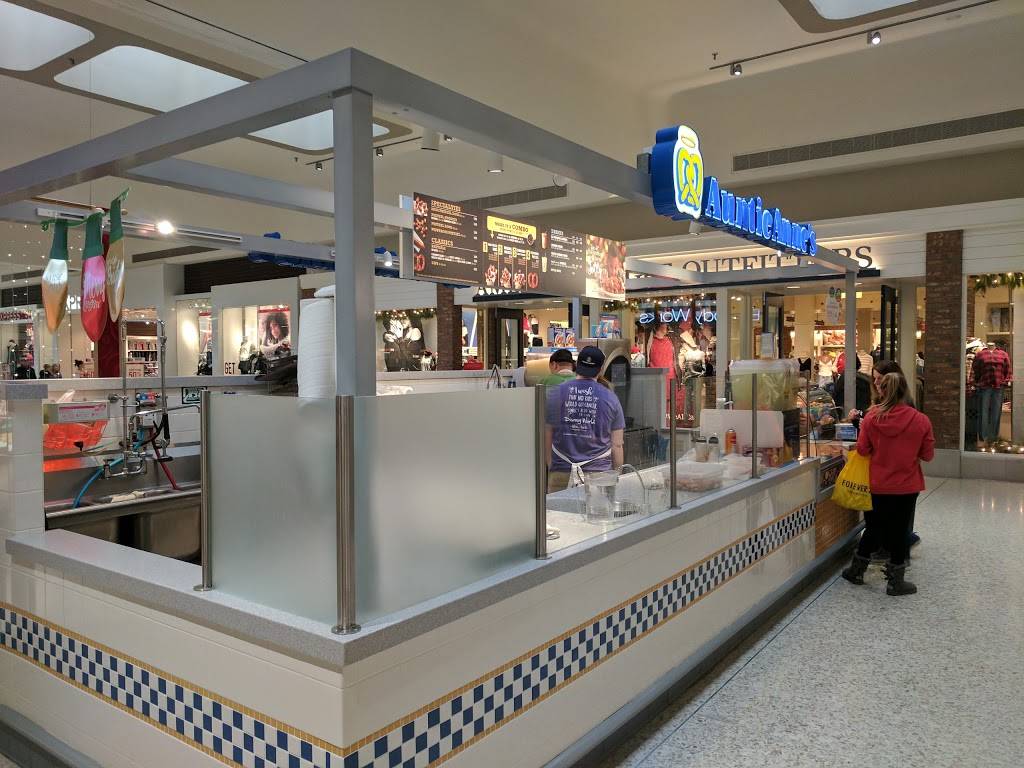 Auntie Annes Pretzels | restaurant | 200 Mall Cir Dr, Monroeville, PA 15146, USA | 4123738140 OR +1 412-373-8140