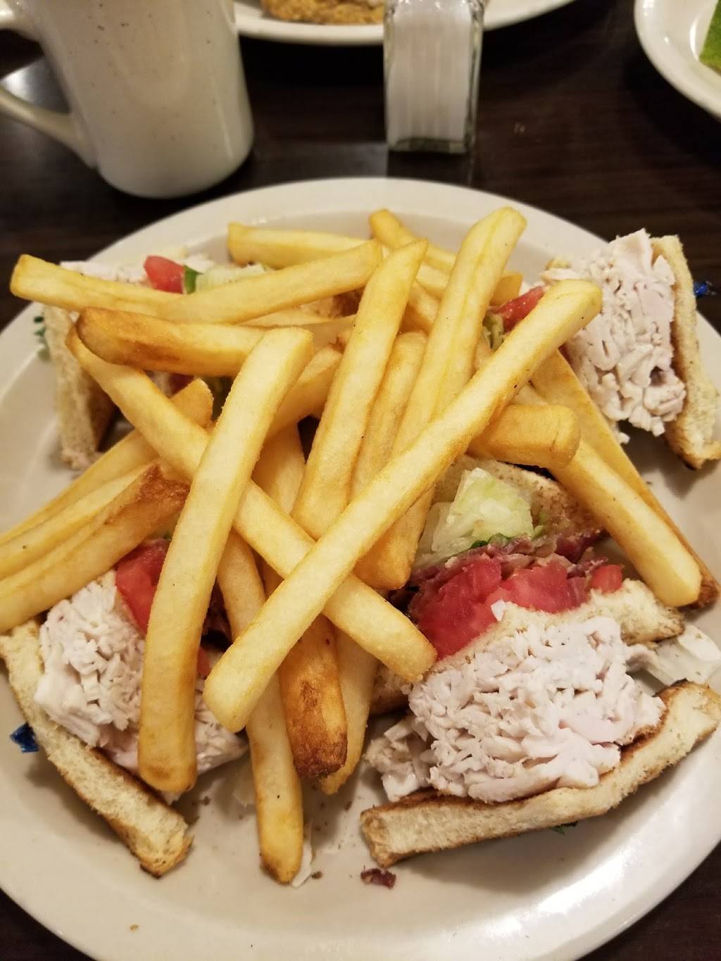 Mariner Family Restaurant | restaurant | 1834, 5175 Mariner Blvd, Spring Hill, FL 34609, USA | 3526864444 OR +1 352-686-4444