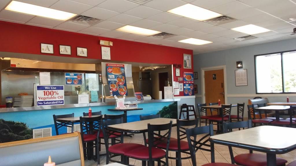 Country Fish Fry | restaurant | 3416 N Main St, Hope Mills, NC 28348, USA | 9104256101 OR +1 910-425-6101