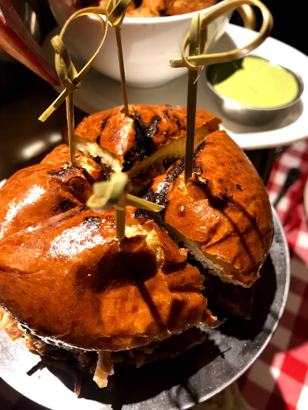 Crab Cellar | restaurant | 1962 N Halsted St, Chicago, IL 60614, USA | 7732481737 OR +1 773-248-1737