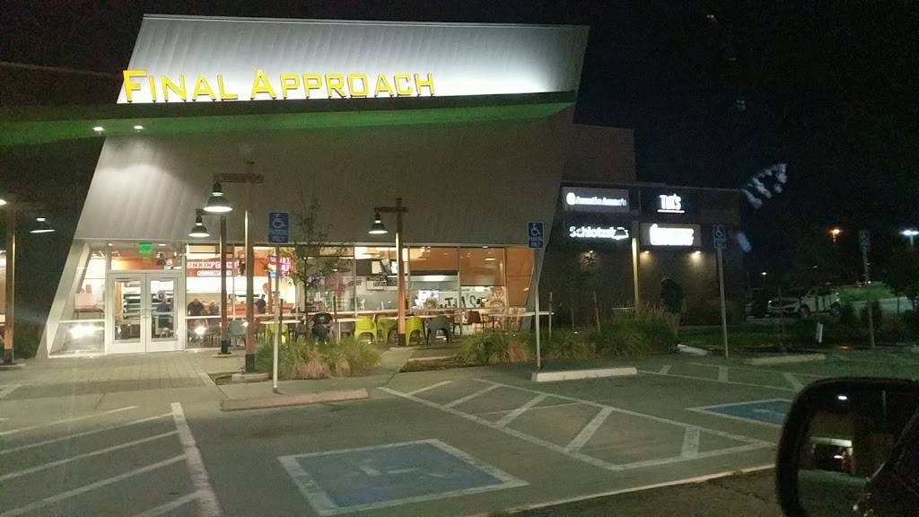 Tias Authentic Mexican Eats | restaurant | 7680 Peña Blvd, Denver, CO 80249, USA | 3033634832 OR +1 303-363-4832