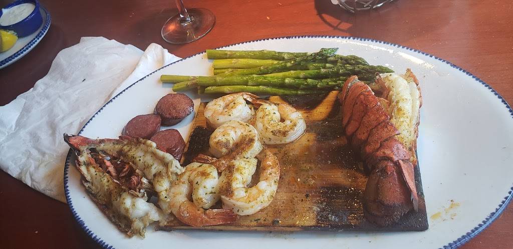 Red Lobster | restaurant | 8161 US-64, Memphis, TN 38133, USA | 9013870056 OR +1 901-387-0056