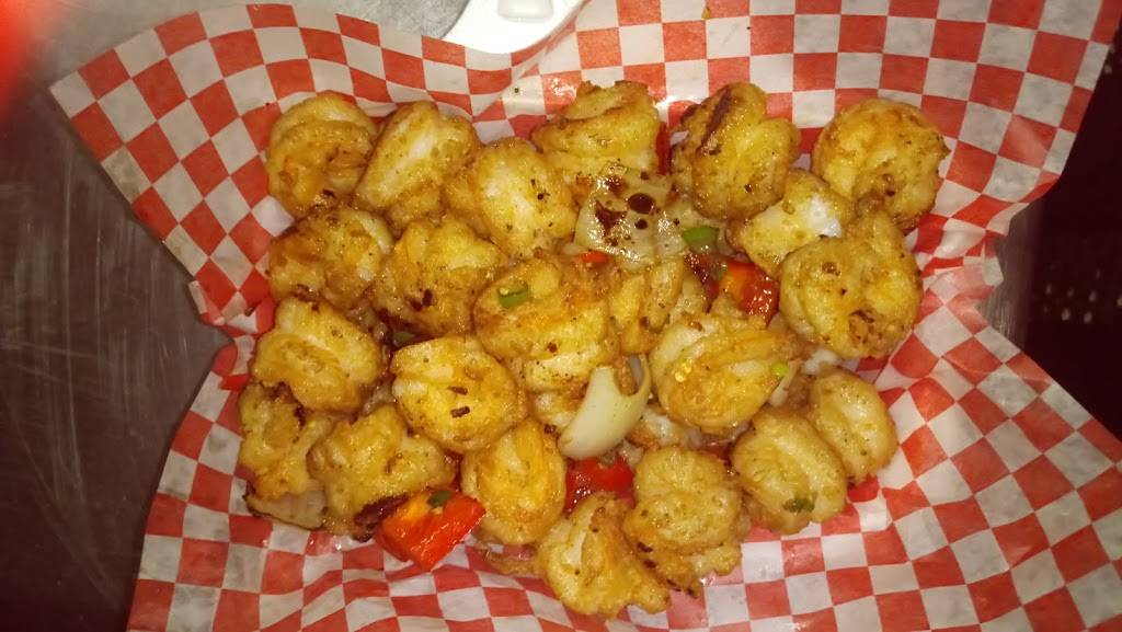 Island Vibez | restaurant | 791 Bovaird Dr W #8, Brampton, ON L6X 0T9, Canada | 9057965454 OR +1 905-796-5454