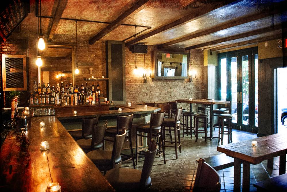 The Malt House | restaurant | 206 Thompson St, New York, NY 10012, USA | 2122287713 OR +1 212-228-7713